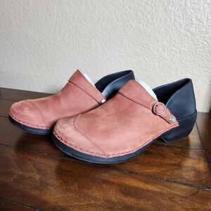 Rocky 4 Eursole Suede Women's Size 9 Eu 40 Mules in Rust and Black
